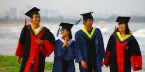 国防科技大学外国语学院正式发布2025年“申请-考核”制博士研究生的招生通知 ... ...